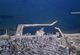 西鳥取漁港